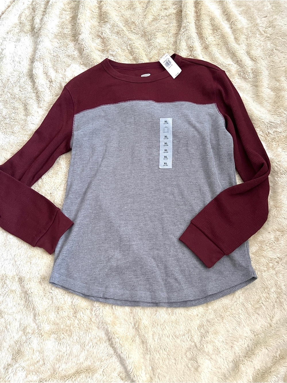 NWT OLD NAVY Boy's Gray & Red Long Sleeve Top Size XL